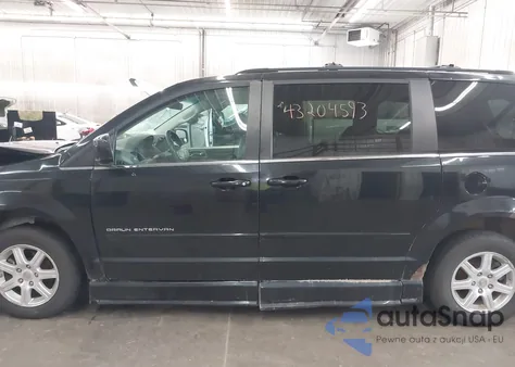 2008 Chrysler Town & Country Touring из США, поврежденный, VIN 2A8HR54P08R779374